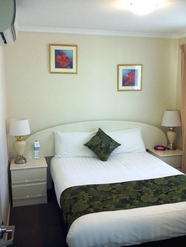 The Palms Motel ชินชิลลา ภายนอก รูปภาพ